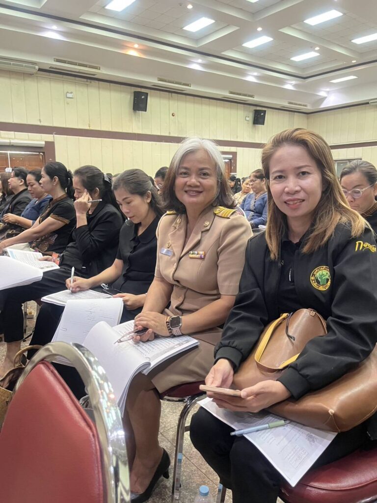 ผู้อำนวยการกองการศึกษา  หัวหน้าฝ่ายบริหารงานคลัง  ประชุมเพื่อนิเทศการดำเนินงานด้านการเงิน  การบัญชี  และการพัสดุของสถานศึกษาสังกัดองค์กรปกครองส่วนท้องถิ่น  ประจำปีงบประมาณ  2569   จากผลการตรวจสอบของกองตรวจสอบระบบการเงินบัญชีท้องถิ่น  จังหวัดกาฬสินธุ์  เมื่อวันที่  25  พฤษภาคม  2569  ณ  หอประชุมเฉลิมพระเกียรติ  80  พรรษามหาราชา  จัดโดยกรมส่งเสริมการปกครองท้องถิ่น