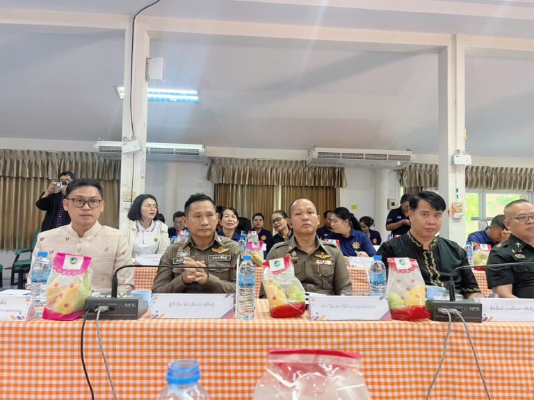 ผู้แทนนายกเทศมนตรีตำบลไผ่  ปลัดเทศบาลตำบลไผ่  ประชุมหัวหน้าส่วนราชการ  ผู้บริหารองค์กรปกครองส่วนท้องถิ่น และกำนัน  อำเภอเมืองกาฬสินธุ์  ประจำเดือนพฤษภาคม  2569  เมื่อวันที่  30  เมษายน  2569  ณ  หอประชุมเทศบาลตำบลโพนทอง   จัดโดยอำเภอเมืองกาฬสินธุ์