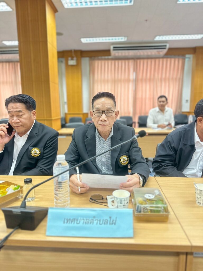 นายกเทศมนตรีตำบลไผ่  ร่วมประชุมสันนิบาตเทศบาลจังหวัดกาฬสินธุ์  ครั้งที่  3  /  2569  เมื่อวันที่  19  มิถุนายน  2569  ณ  ห้องประชุมฟ้าแดดสงยาง  ศาลากลางจังหวัดกาฬสินธุ์  จัดโดยสันนิบาตเทศบาลจังหวัดกาฬสินธุ์ 