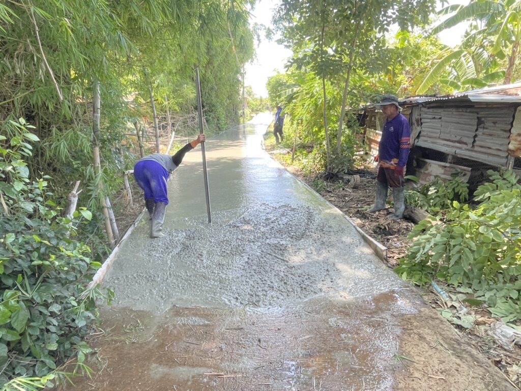 วันที่  25  มิถุนายน  2569   บ้านหนองไผ่เทคอนกรีตถนน  คสล.   แล้วเสร็จ