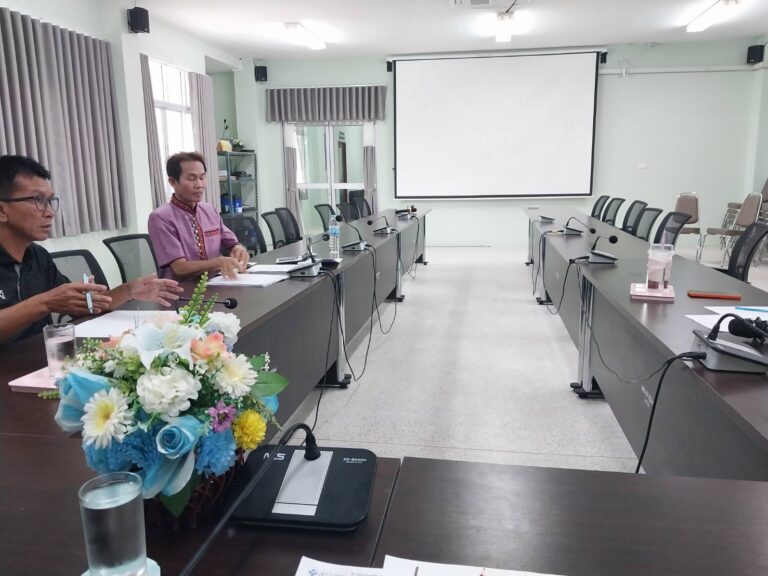 เทศบาลตำบลไผ่   ประชุมพนักงาน  เจ้าหน้าที่หารือ  4  โครงการหลักเร่งด่วนของ  สปสช.  ประจำปีงบประมาณ  2569  เมื่อวันที่  7  กรกฎาคม  2569   ณ  ห้องประชุมเทศบาลตำบลไผ่