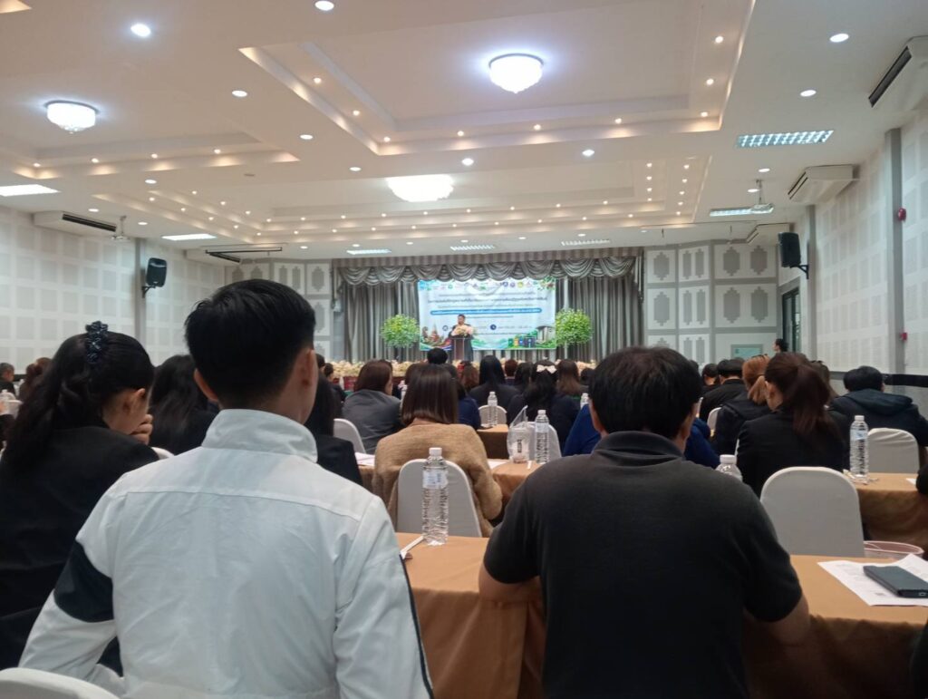 ปลัดเทศบาลตำบลไผ่  ผู้แทนงานสาธารณสุขและสิ่งแวดล้อม  ร่วมกิจกรรมอบรมพัฒนาศักยภาพเจ้าหน้าที่  อปท.  ในการบังคับใช้กฎหมายที่เกี่ยวข้องกับการจัดการสิ่งปฏิกูล  จังหวัดกาฬสินธุ์  ด้วยกลไกคณะกรรมการพัฒนาคุณภาพชีวิตระดับอำเภอ  (พชอ.)   เมื่อวันที่  19  สิงหาคม  2569  ณ  โรงแรมชาร์ลองบูทรีค  จัดโดยสำนักงานสาธารณสุขจังหวัดกาฬสินธุ์