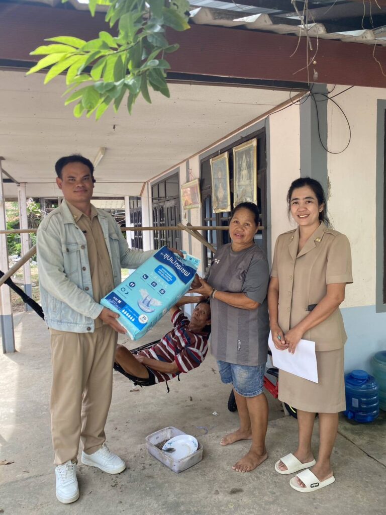 เทศบาลตำบลไผ่เยี่ยมบริการดูแลและมอบผ้าอ้อมผู้ใหญ่ให้กับผู้ที่มีภาวะพึ่งพิงเทศบาลตำบลไผ่  เมื่อวันที่  7  กันยายน  2569 ณ  เขตพื้นที่บ้านโคกล่าม